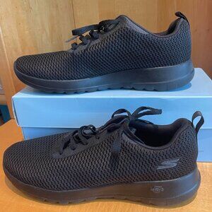 Skechers, Size 8, Black Sneaker